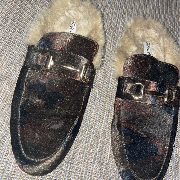 SOLD - Picture 3 of 3